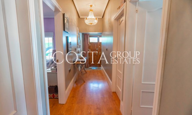 Resale - Villa -
Almoradí - Heredades