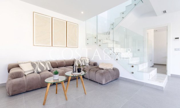 Resale - Villa -
Algorfa - La Finca Golf