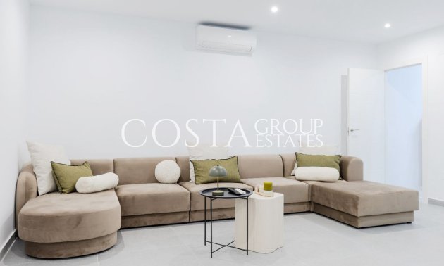 Resale - Villa -
Algorfa - La Finca Golf