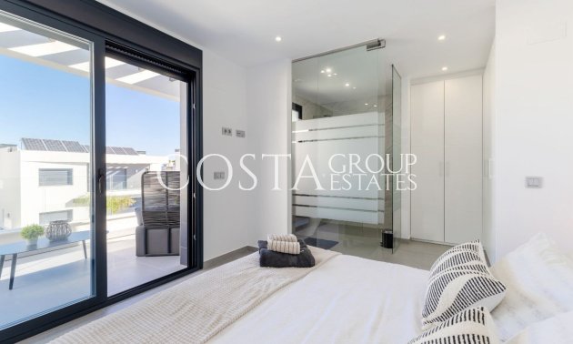 Resale - Villa -
Algorfa - La Finca Golf