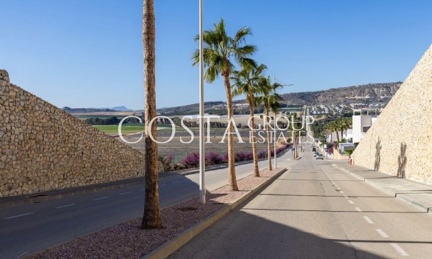 Resale - Villa -
Algorfa - La Finca Golf