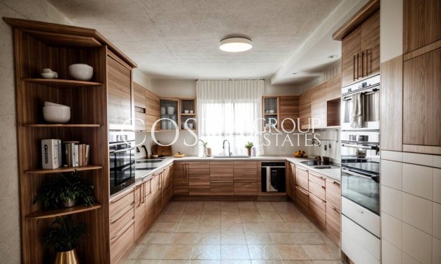 Resale - Villa -
Torrevieja - La Siesta