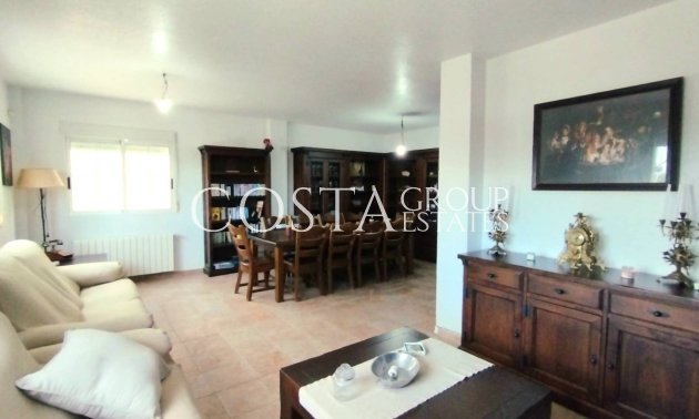 Resale - Villa -
Torrevieja - La Siesta