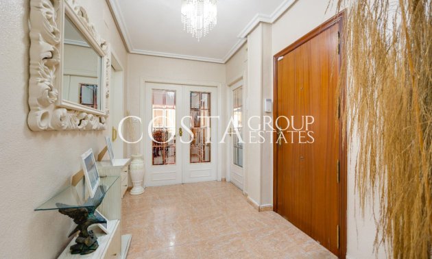 Resale - Apartments -
Torrevieja - Torrevieja Centro