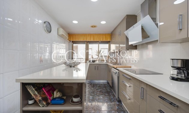 Resale - Apartments -
Torrevieja - Torrevieja Centro