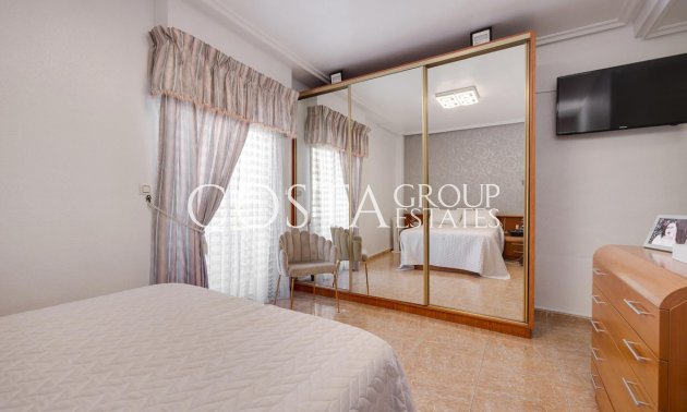 Resale - Apartments -
Torrevieja - Torrevieja Centro