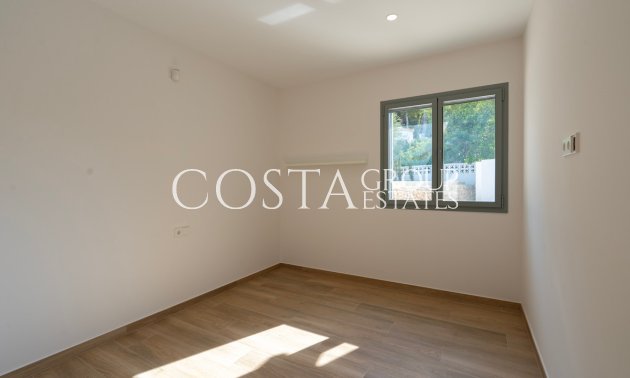 Resale - Villa -
Benissa - Benissa Centro