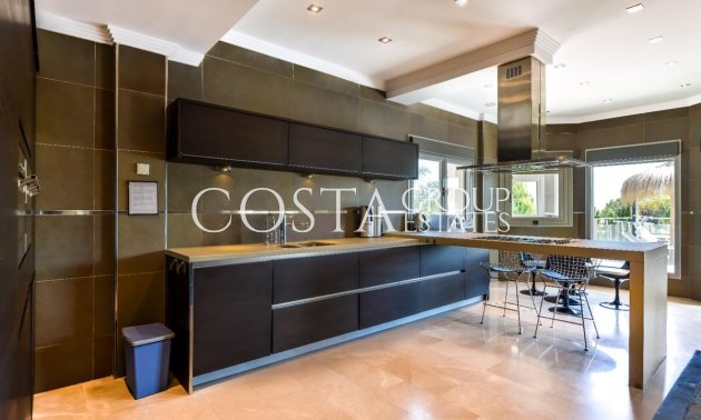 Resale - House -
Benissa - Benissa Centro