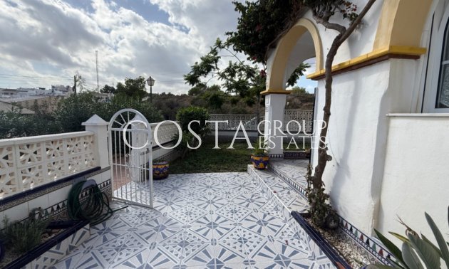 Resale - Apartments -
San Miguel de Salinas - San Miguel de Salinas Centro