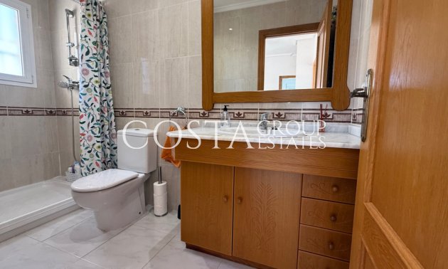 Resale - Villa -
Orihuela - Orihuela Costa