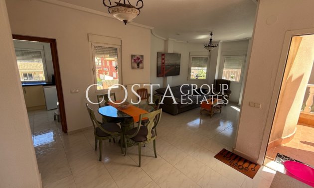 Resale - Villa -
Orihuela - Orihuela Costa