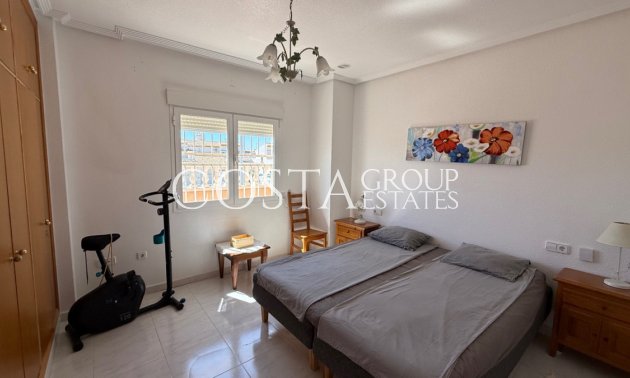 Resale - Villa -
Orihuela - Orihuela Costa