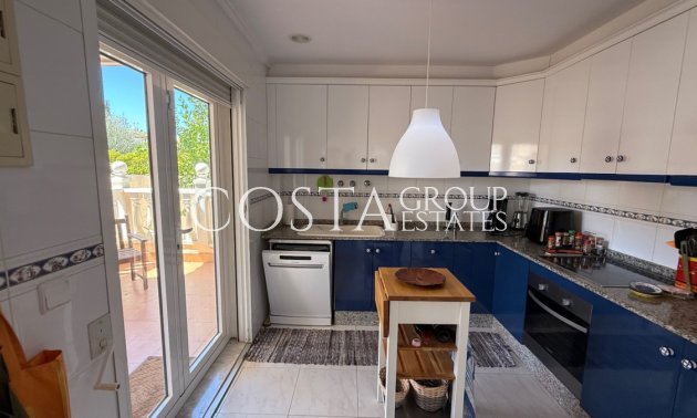 Resale - Villa -
Orihuela - Orihuela Costa