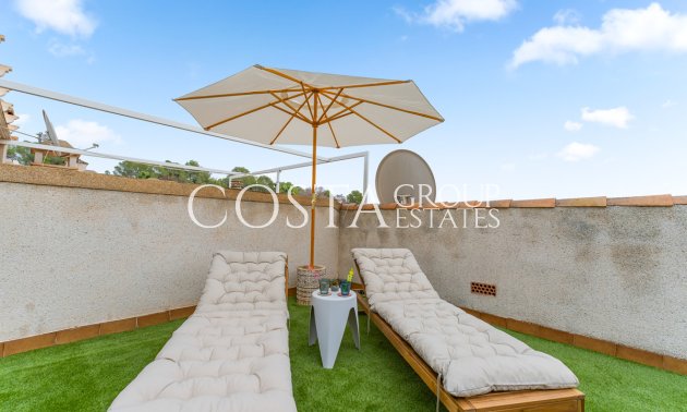 Resale - House -
Orihuela - Villamartin
