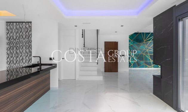 Resale - Villa -
Torrevieja - Torrevieja Centro