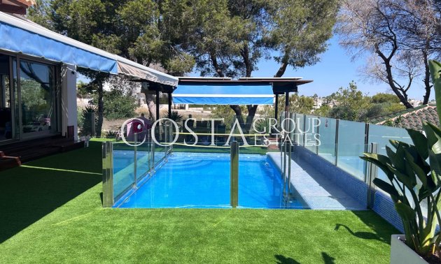 Resale - Villa -
Orihuela - Orihuela Costa