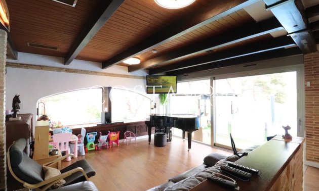 Resale - Villa -
Orihuela - Orihuela Costa