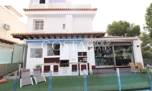 Resale - Villa -
Orihuela - Orihuela Costa