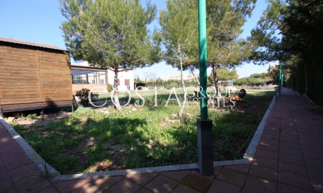 Resale - House -
Orihuela - Orihuela Costa