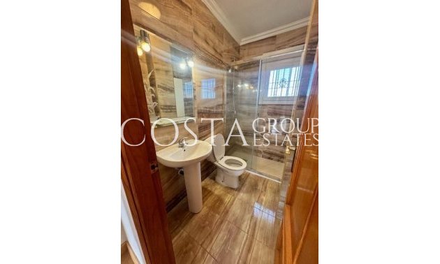 Resale - House -
Orihuela - Orihuela Costa