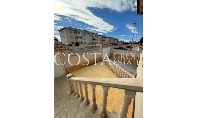 Resale - House -
Orihuela - Orihuela Costa