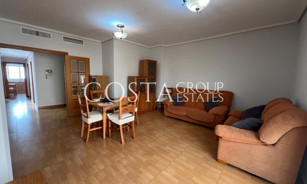 Resale - Apartments -
Torrevieja - Torrevieja Centro