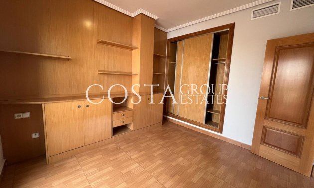 Resale - Apartments -
Torrevieja - Torrevieja Centro