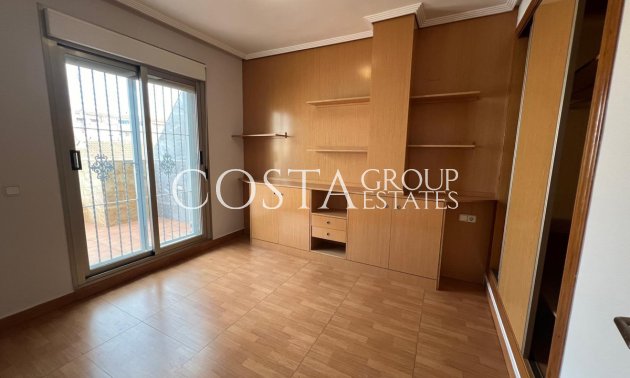 Resale - Apartments -
Torrevieja - Torrevieja Centro