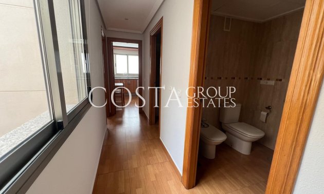 Resale - Apartments -
Torrevieja - Torrevieja Centro