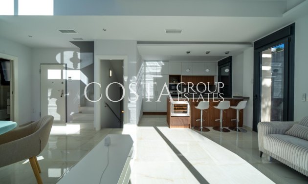 Resale - Villa -
Orihuela - Orihuela Costa