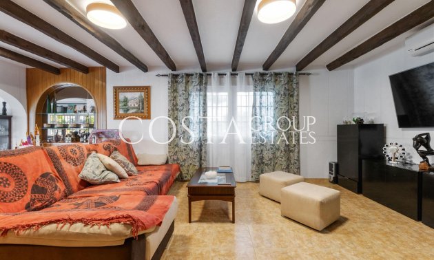 Resale - Villa -
Orihuela - Los Balcones