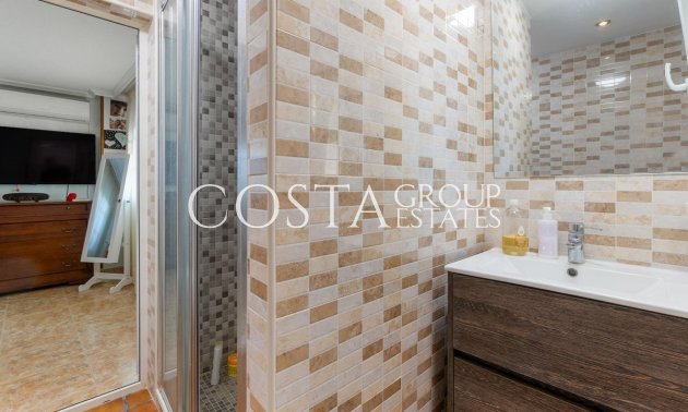 Resale - Villa -
Orihuela - Los Balcones