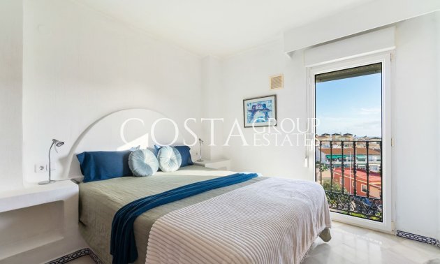 Resale - Apartments -
Torrevieja - Torrevieja Centro