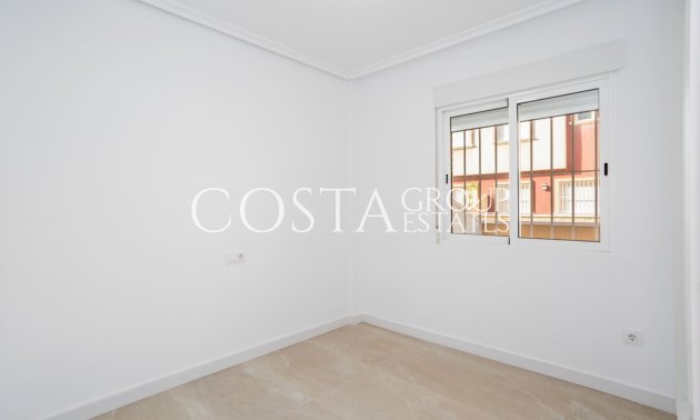 Resale - Apartments -
Pilar de la Horadada - Torre De La Horadada