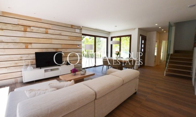 Wiederverkauf - Villa -
Orihuela - Las Colinas Golf