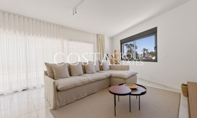 Resale - Villa -
Torrevieja - La Veleta