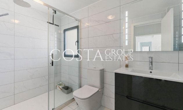 Resale - Villa -
Torrevieja - La Veleta