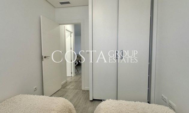 Resale - Apartments -
Orihuela - Villamartin