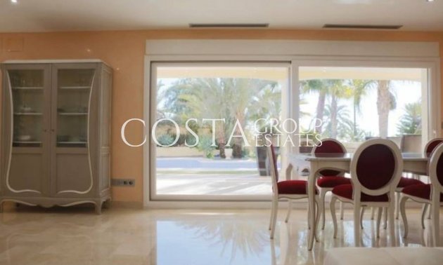 Resale - Villa -
Alicante - Alicante Centro