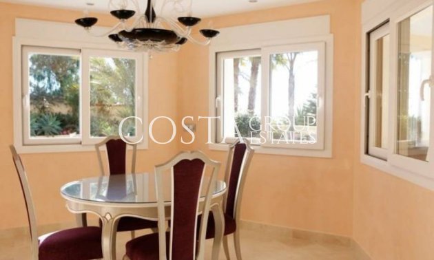 Resale - Villa -
Alicante - Alicante Centro
