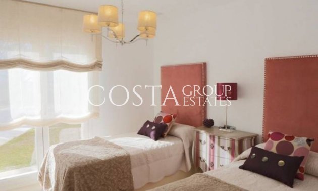 Resale - Villa -
Alicante - Alicante Centro