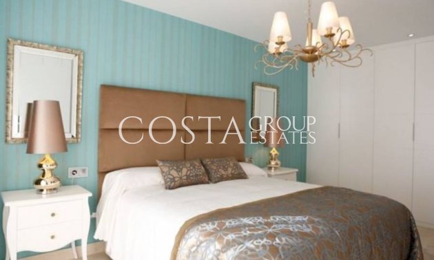 Resale - Villa -
Alicante - Alicante Centro