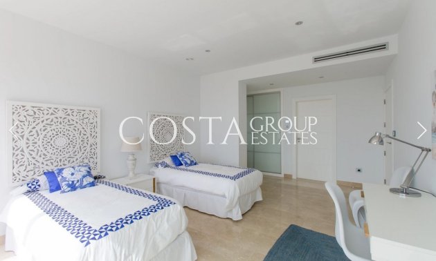 Resale - Villa -
Teulada - Moraira