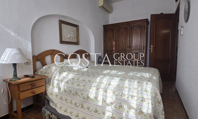 Resale - Villa -
Torrevieja - Torrevieja Centro