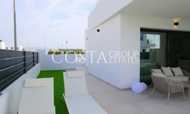 New Build - Villa -
Dolores - polideportivo