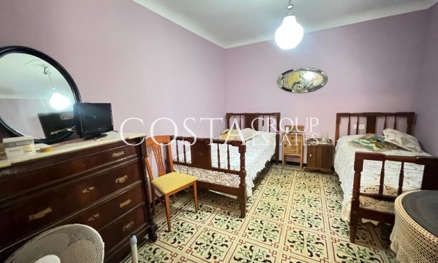 Resale - House -
Pinoso - Pinoso Centro
