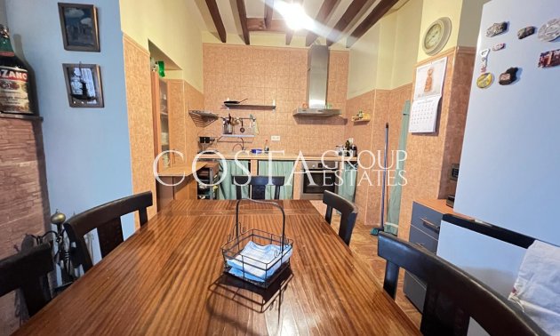 Resale - House -
Pinoso - Pinoso Centro