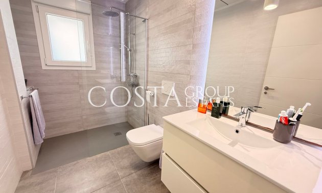 Wiederverkauf - Villa -
Benijofar