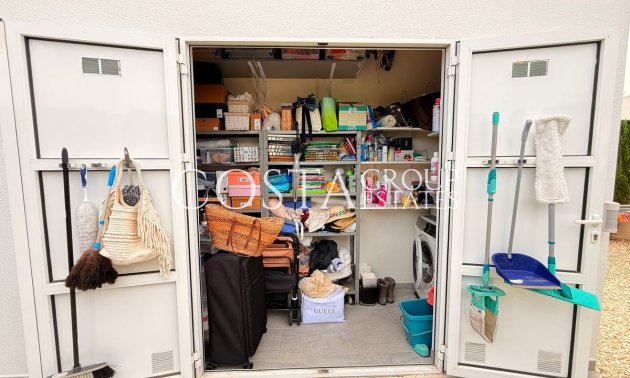 Wiederverkauf - Villa -
Benijofar