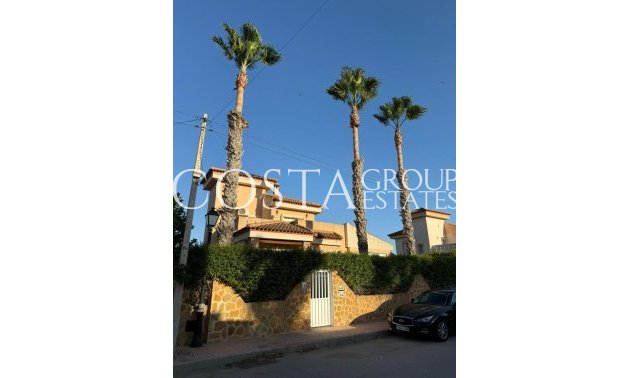Resale - Villa -
San Miguel de Salinas - San Miguel de Salinas Centro